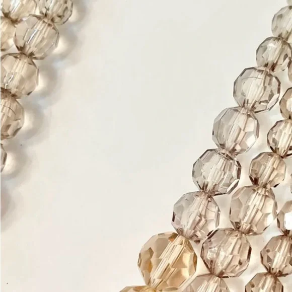 THE MOST LOVELY CHAMPAGNE COLORED FACETED BEADED NECKLACE..... SO DIVINE! - Picture 3 of 6